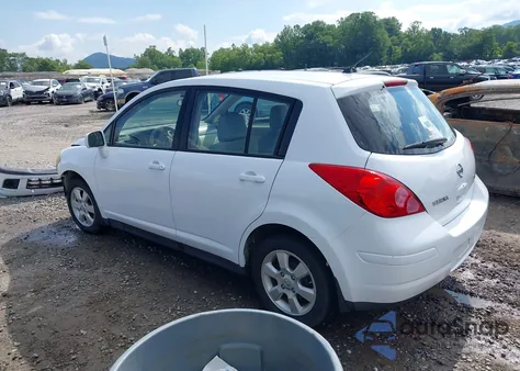 2007 Nissan Versa 1.8Sl z USA, uszkodzony, nr VIN 3N1BC13E17L405703